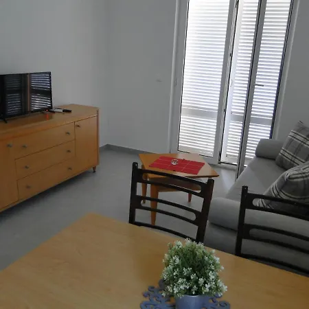 Tepli Bok Apartman *