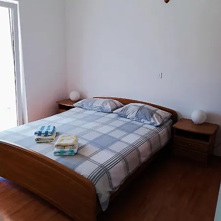 Tepli Bok Daire Primošten