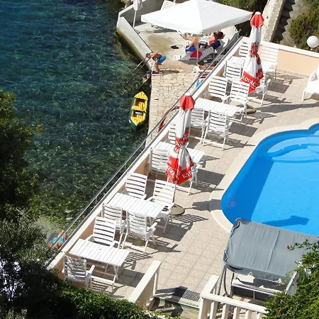 Tepli Bok Apartment *