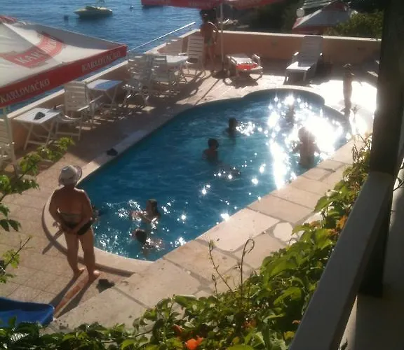 Tepli Bok * Primosten