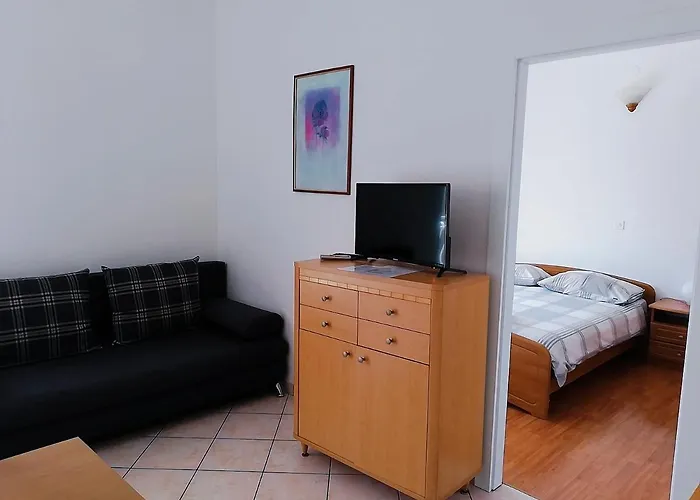 Tepli Bok Apartment *