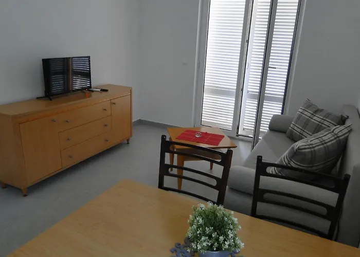 Tepli Bok Apartment *