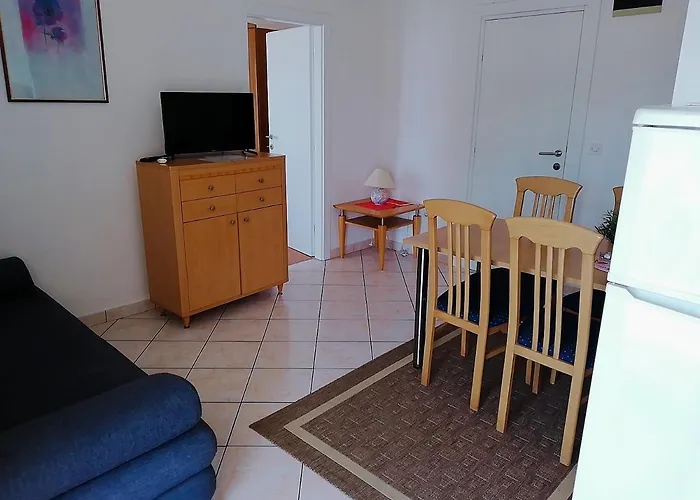 Tepli Bok * Primosten