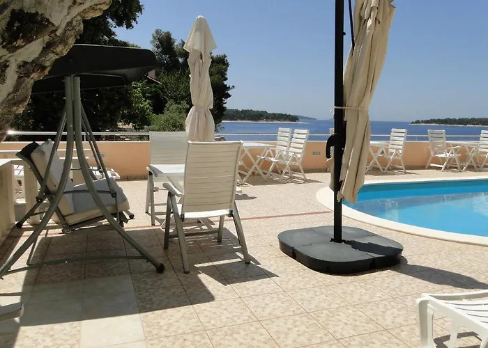 Tepli Bok * Primosten