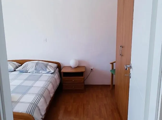 Apartment Tepli Bok Primosten