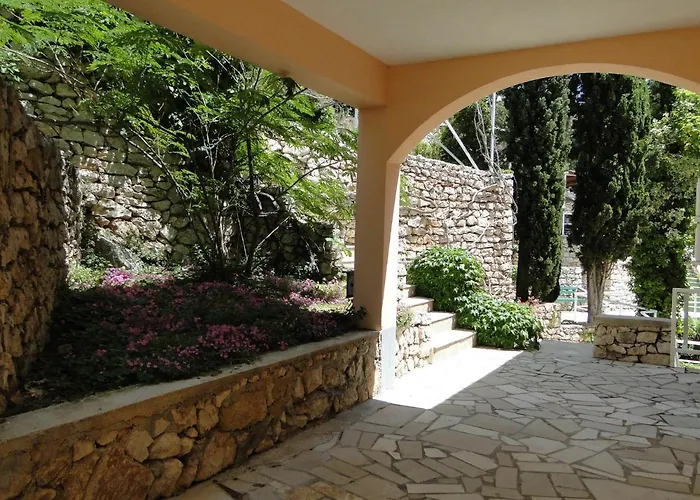 Tepli Bok Apartment *