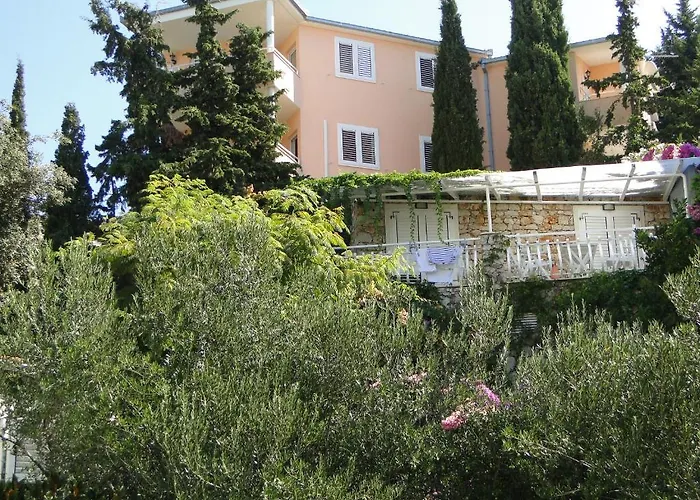 Tepli Bok Apartment *