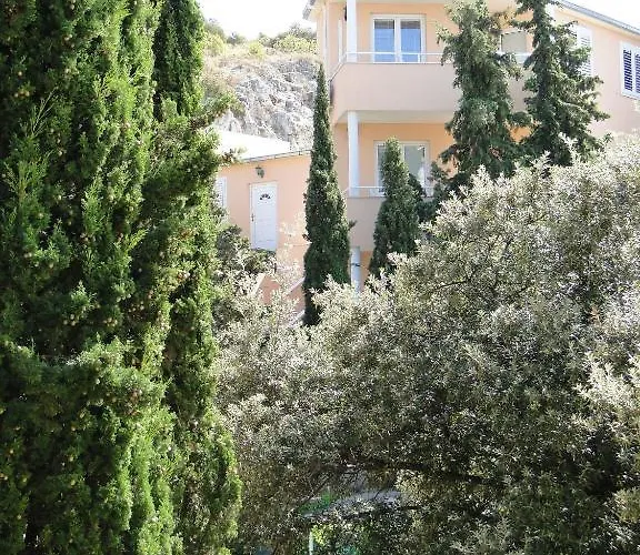 Apartment Tepli Bok *